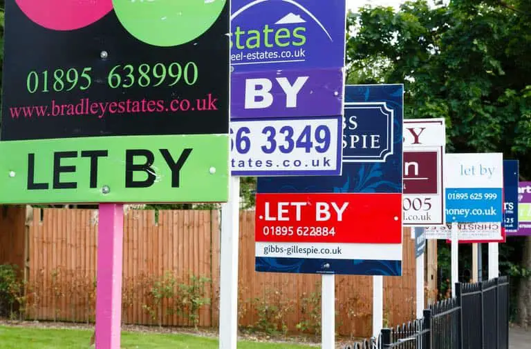 Letting agent signs outside of rental properties